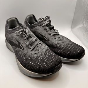 Brooks Levitate 2 Running Shoes - Men's US 8 - Width D Medium - Original Box